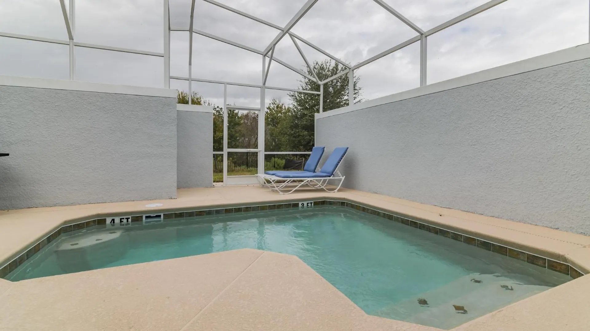 Luxury 5 Bedroom 4 Bath Private Pool 117 Holiday home