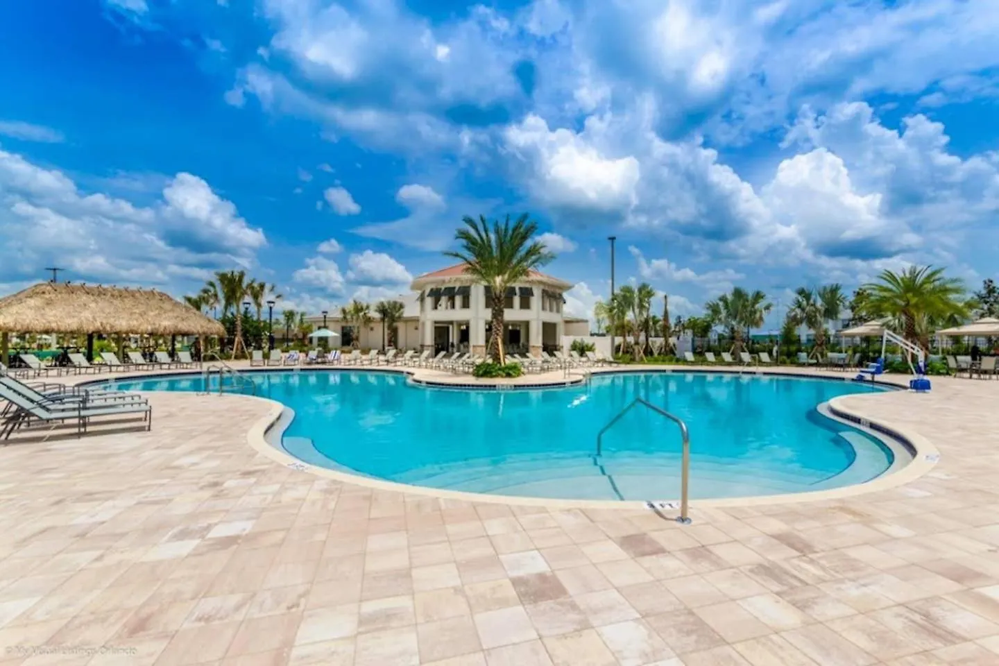 Luxury 4 Bedroom 3 Bath Pool 345