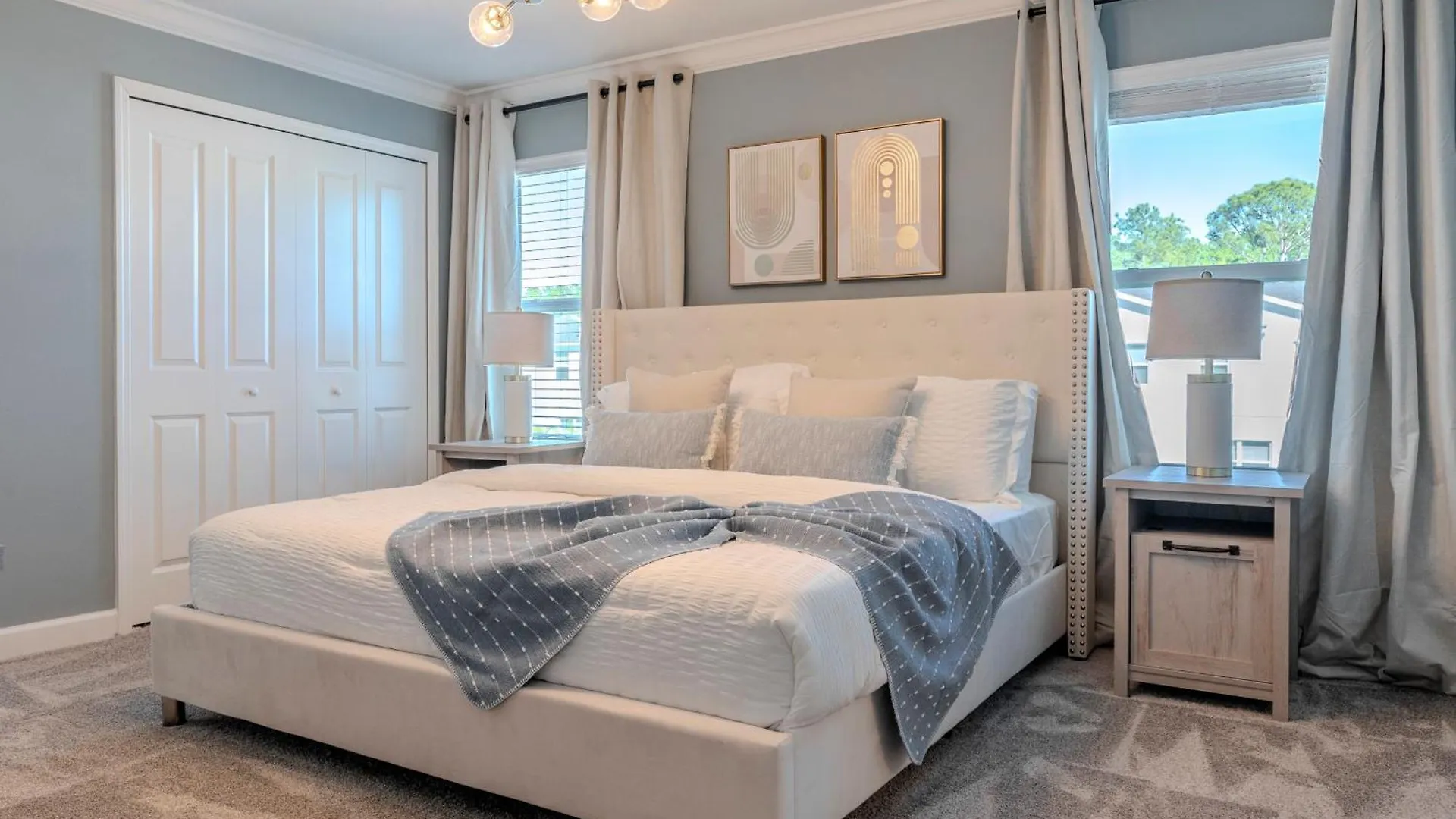 Holiday home Luxury 4 Bedroom 3 Bath Pool 345 *