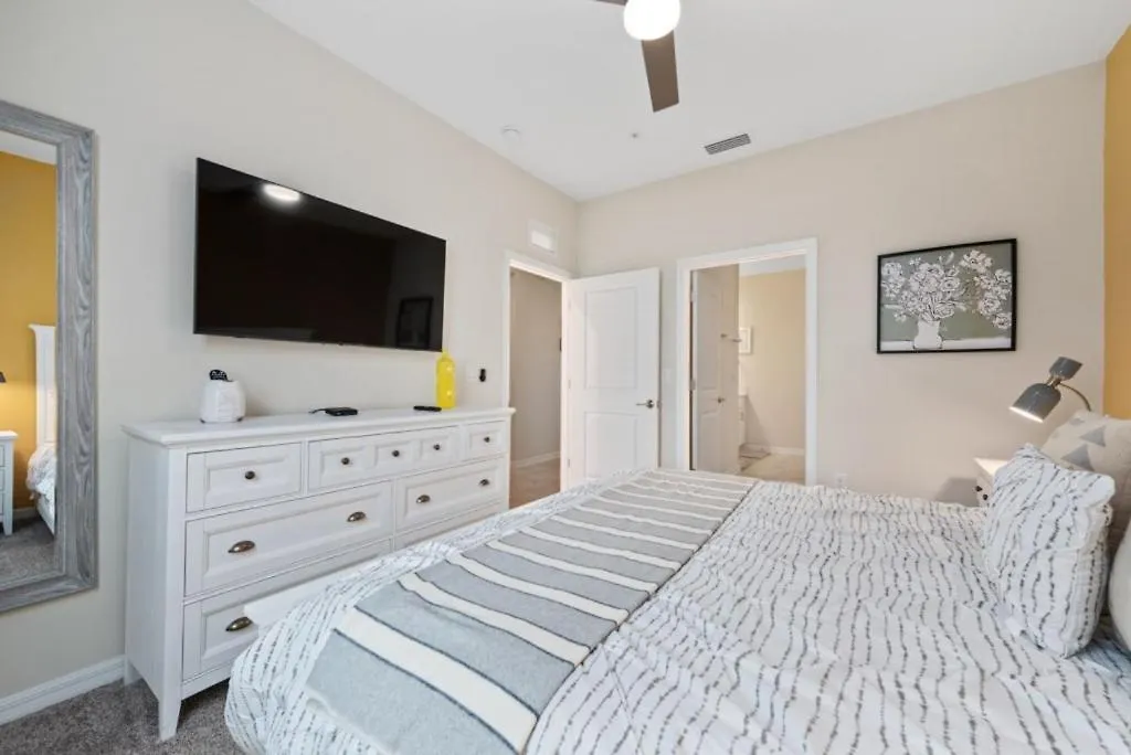 Luxury 2bd 2 Bath 254 *