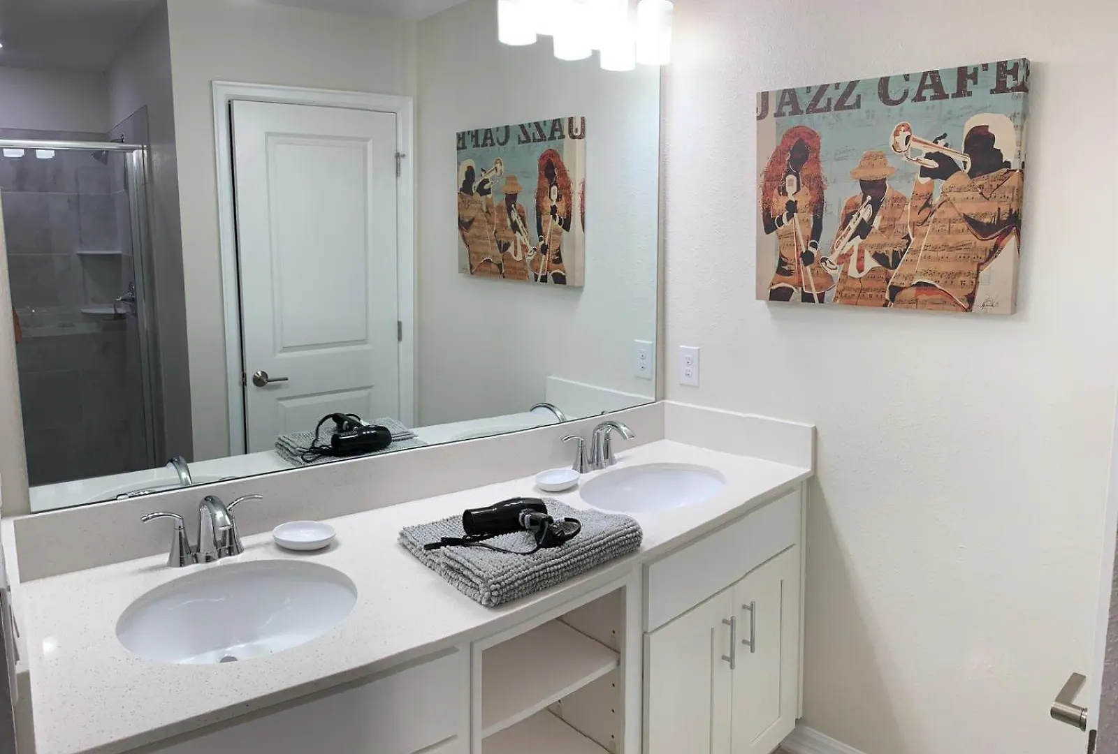 Luxury 2bd 2 Bath 154 Holiday home *