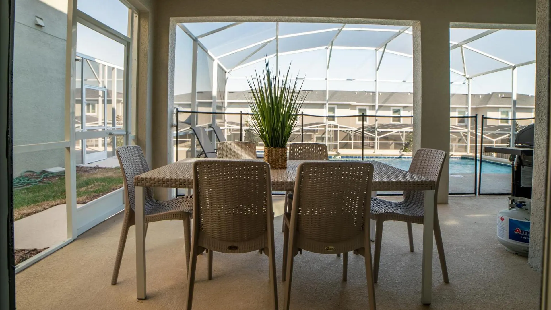 Beautiful Themed 6 Bd 5 Pet Friendly 307 Kissimmee