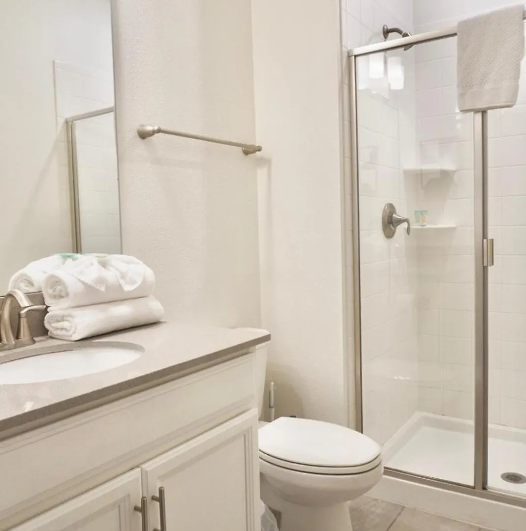 Beautiful 4bd 3bath Pool Townhome Near 36 Holiday home *