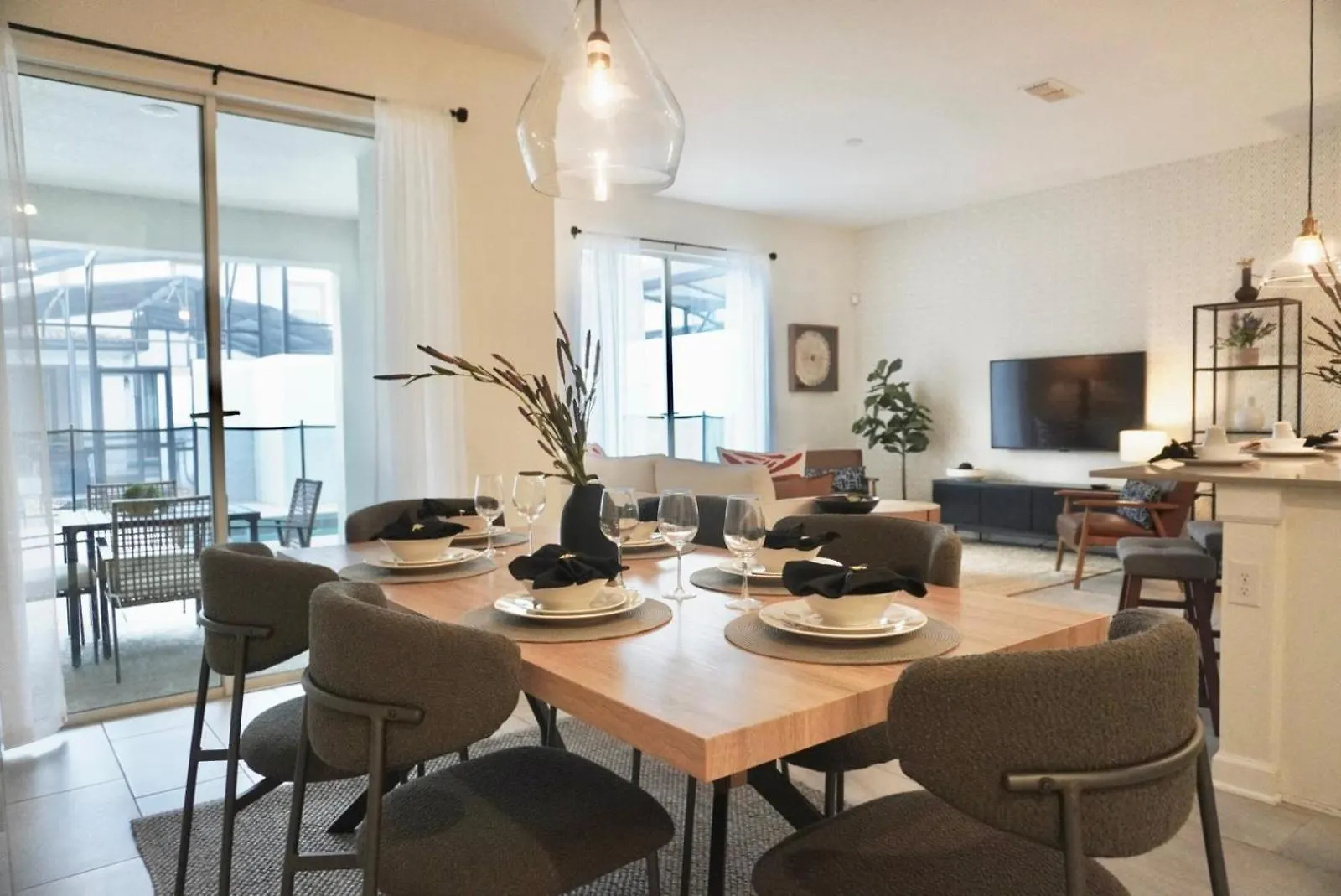 Beautiful 4bd 3bath Pool Townhome Near 36 *