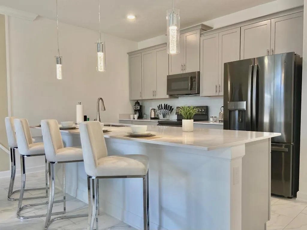 Holiday home Beautiful 4 Bedroom 3 Bath Pool Townhome 280 Kissimmee