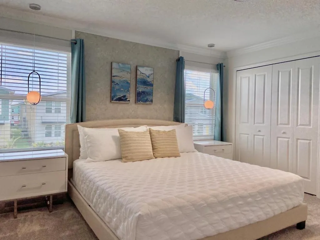 Holiday home Beautiful 4 Bedroom 3 Bath Pool Townhome 280 Kissimmee
