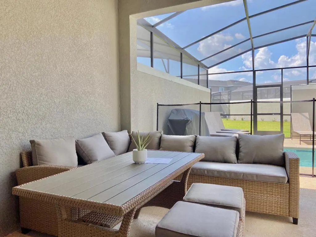 Holiday home Beautiful 4 Bedroom 3 Bath Pool Townhome 280