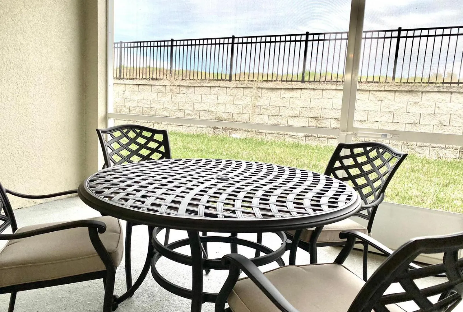 Luxury 2bd 2 Bath 221