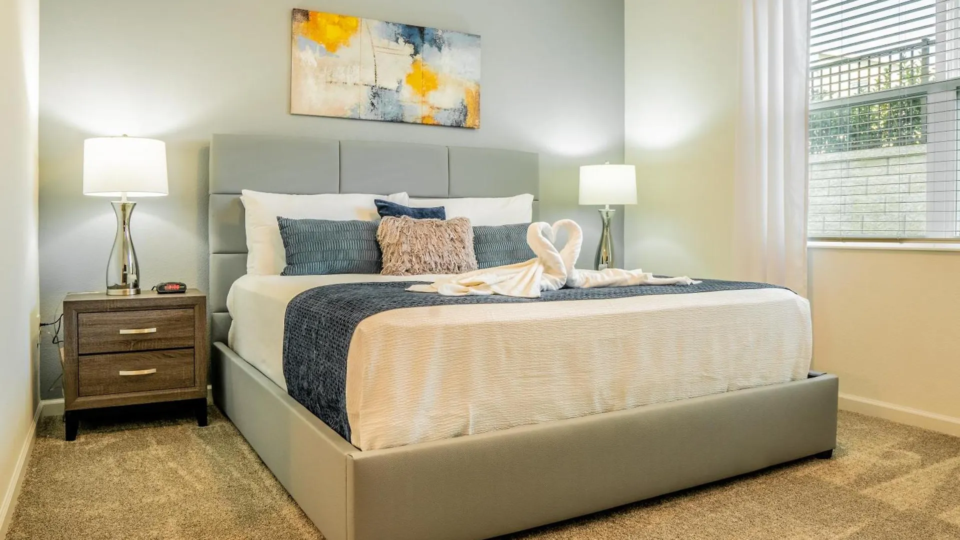 Brand New 2bd 2 Bth 300 * Kissimmee