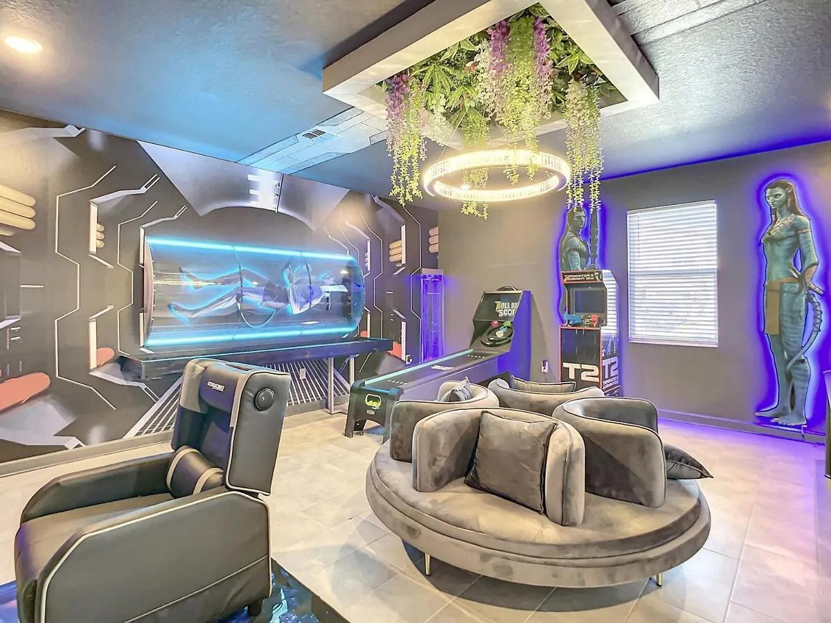 Magical Mansion - 15 Min To - Storey *