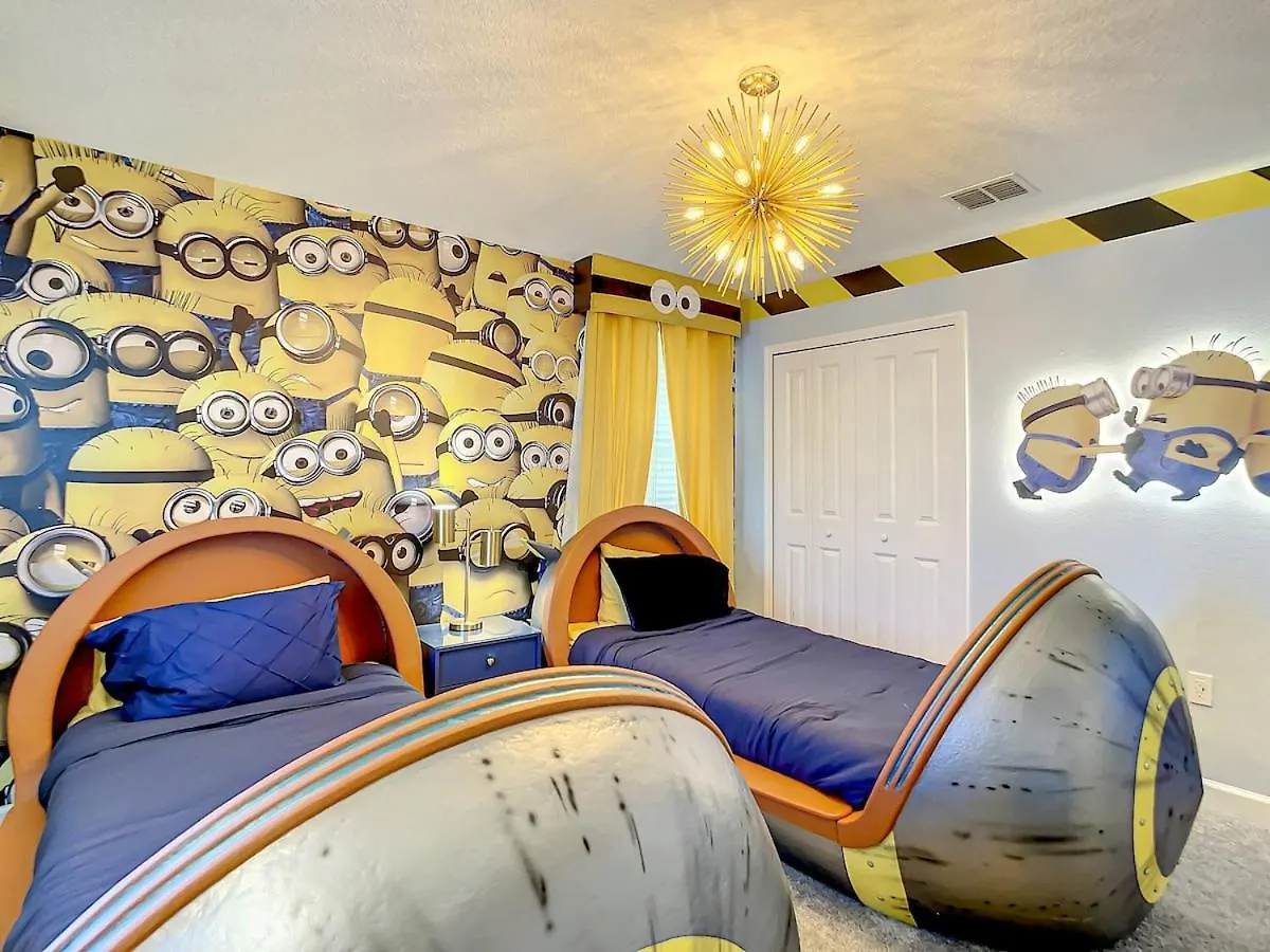 Magical Mansion - 15 Min To - Storey