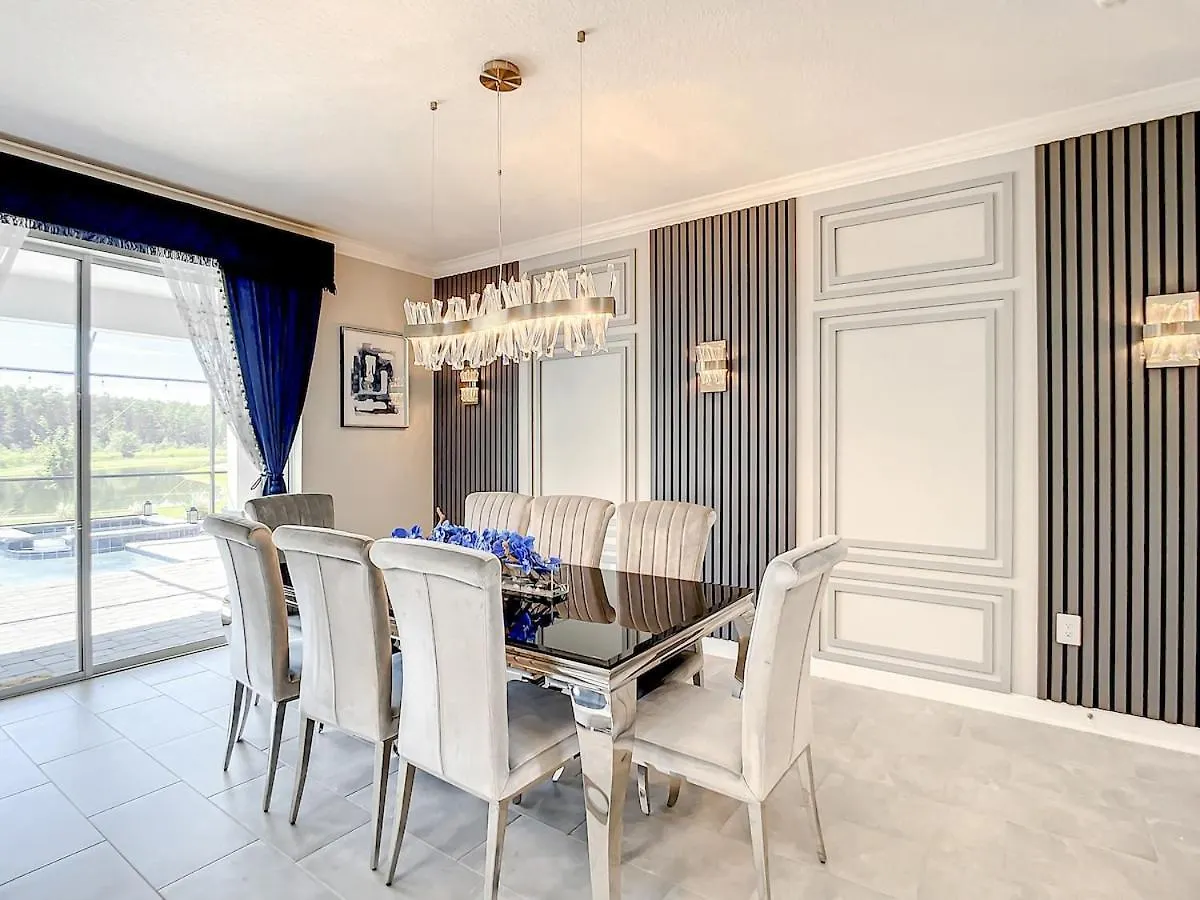 Magical Mansion - 15 Min To - Storey