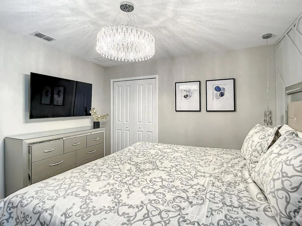 Villa Magical Mansion - 15 Min To - Storey Kissimmee