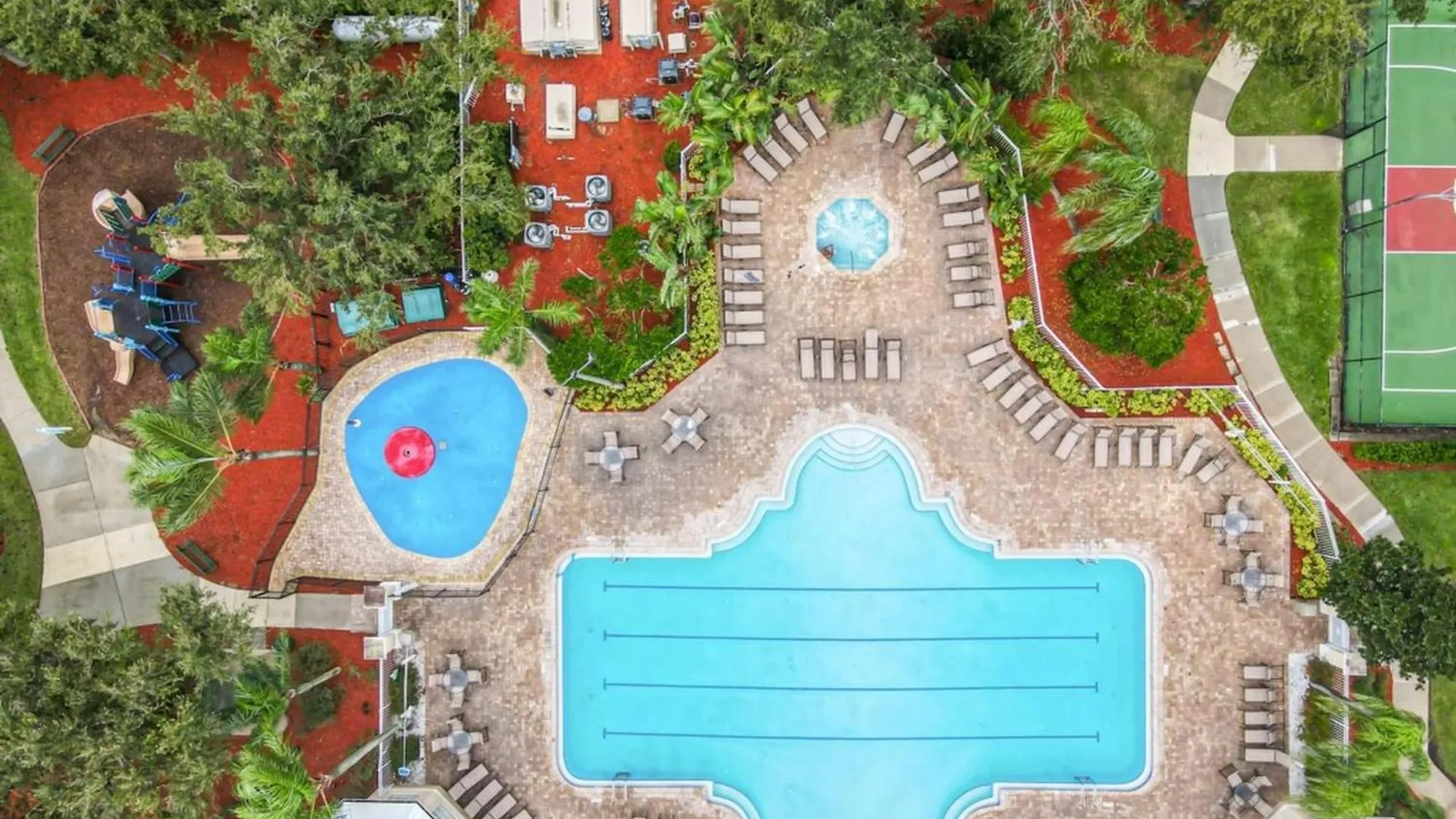 Adventureland Oasis - Near Apartment *