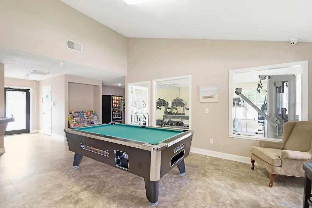 Sweet Apartment *
