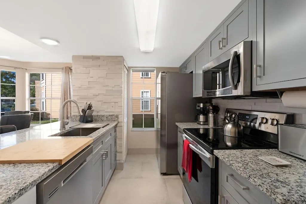 Sweet Apartment *