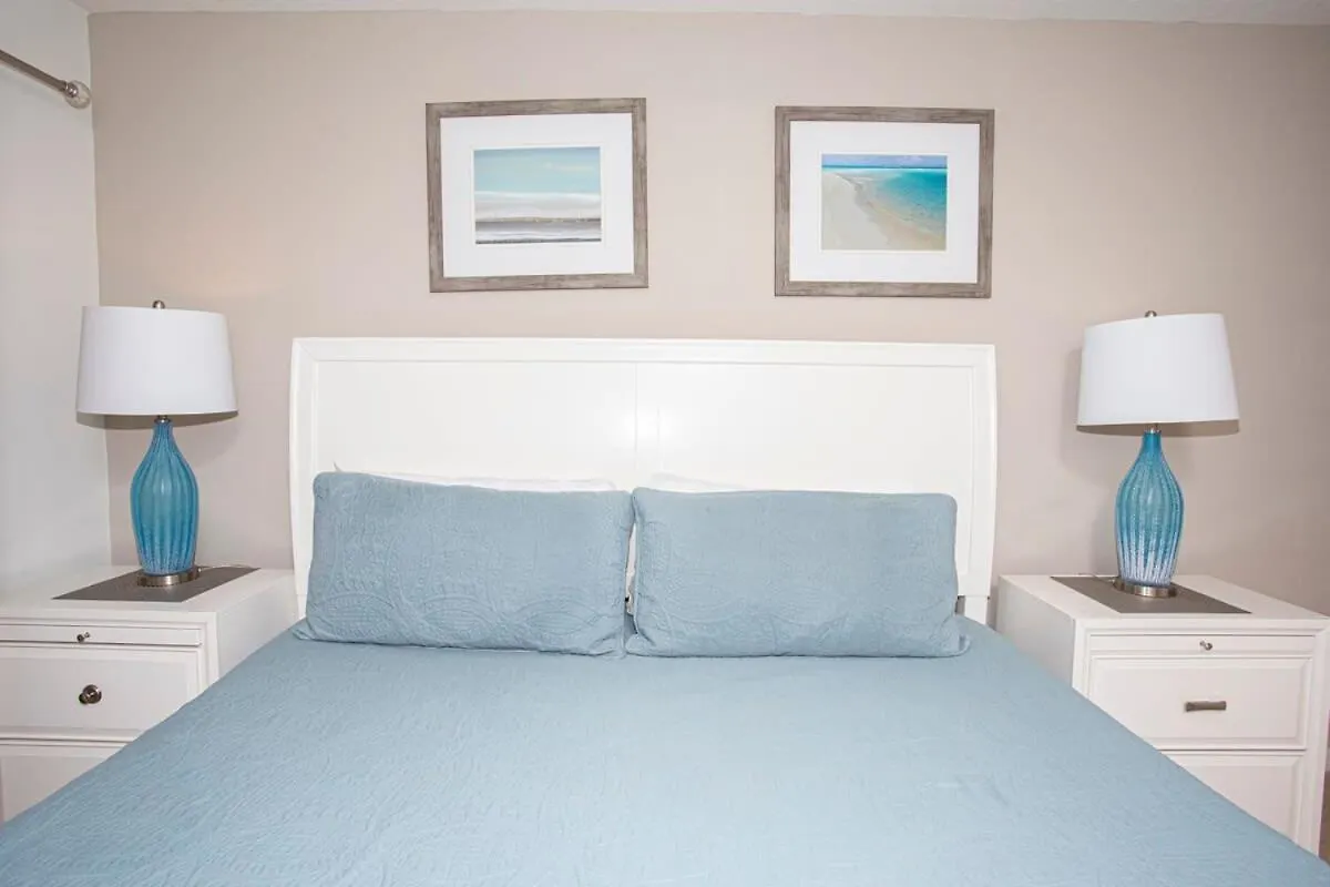 Family Friendly 4 Bedrooms With Gameroom Close To In Compass Bay 5103 *