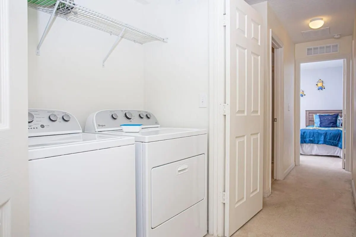 Family Friendly 4 Bedrooms With Gameroom Close To In Compass Bay 5103 Holiday home