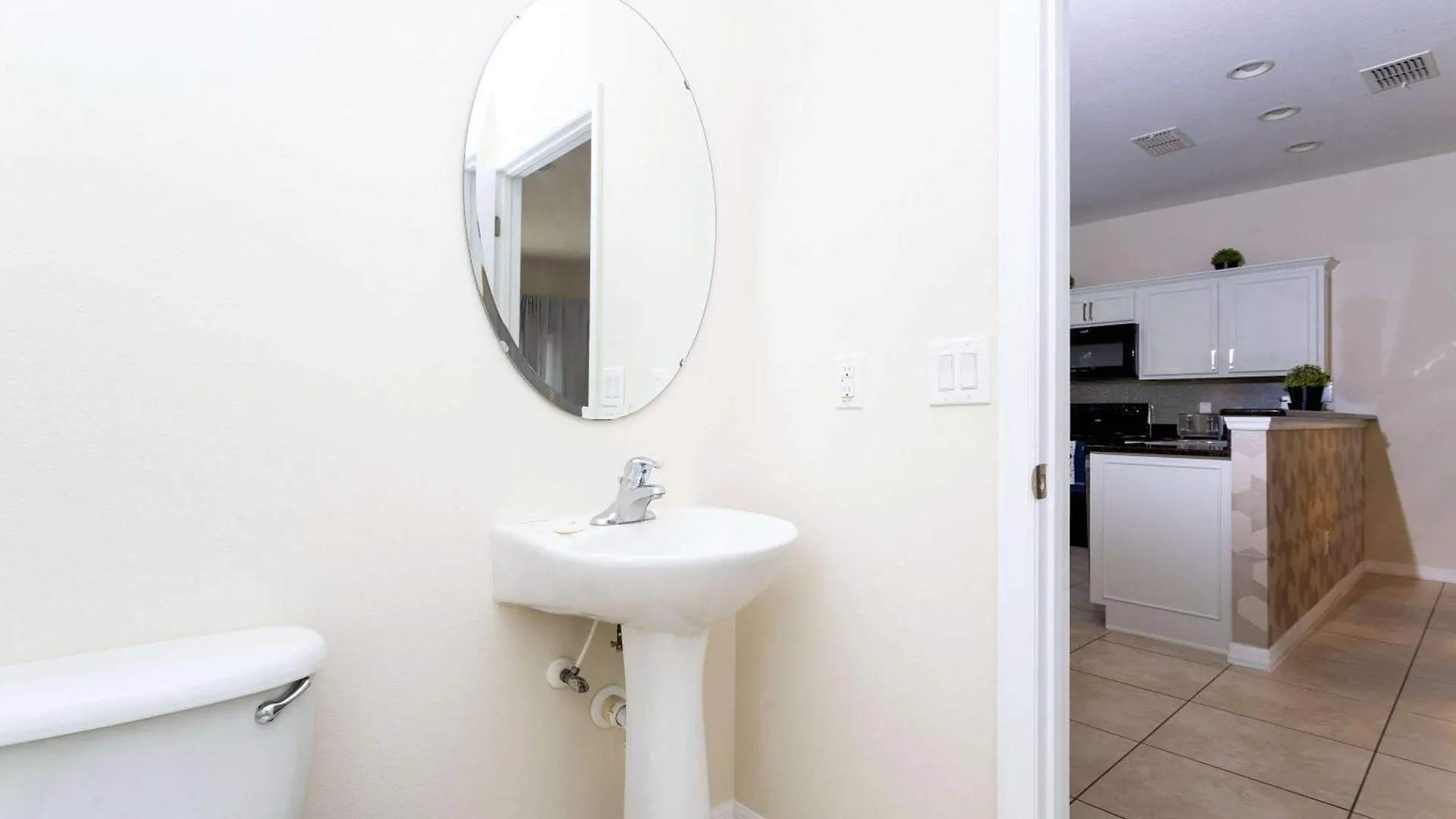 Three Bedrooms Townhome 3012 Holiday home *