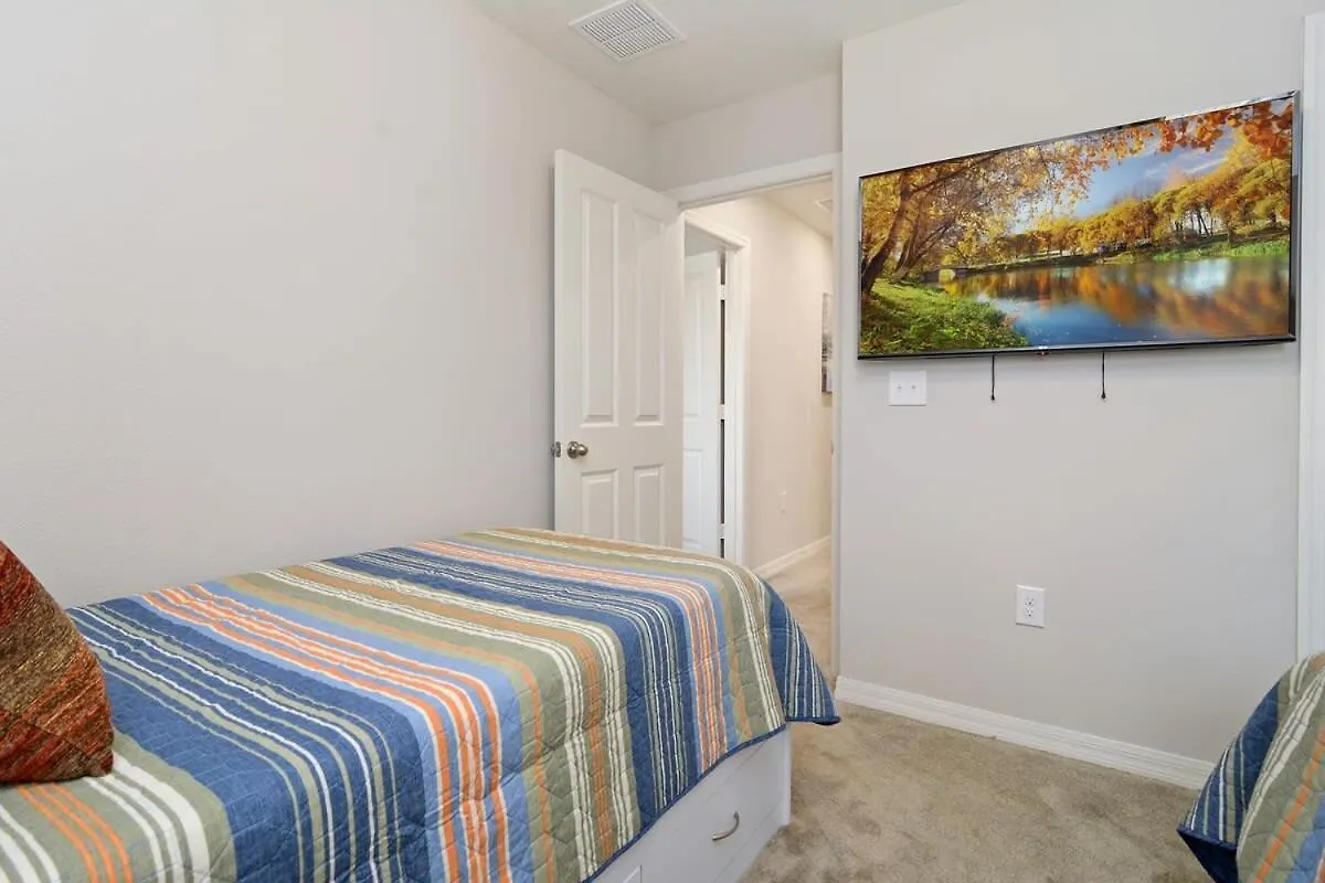 Four Bedroom W/ Gameroom 5152a Holiday home