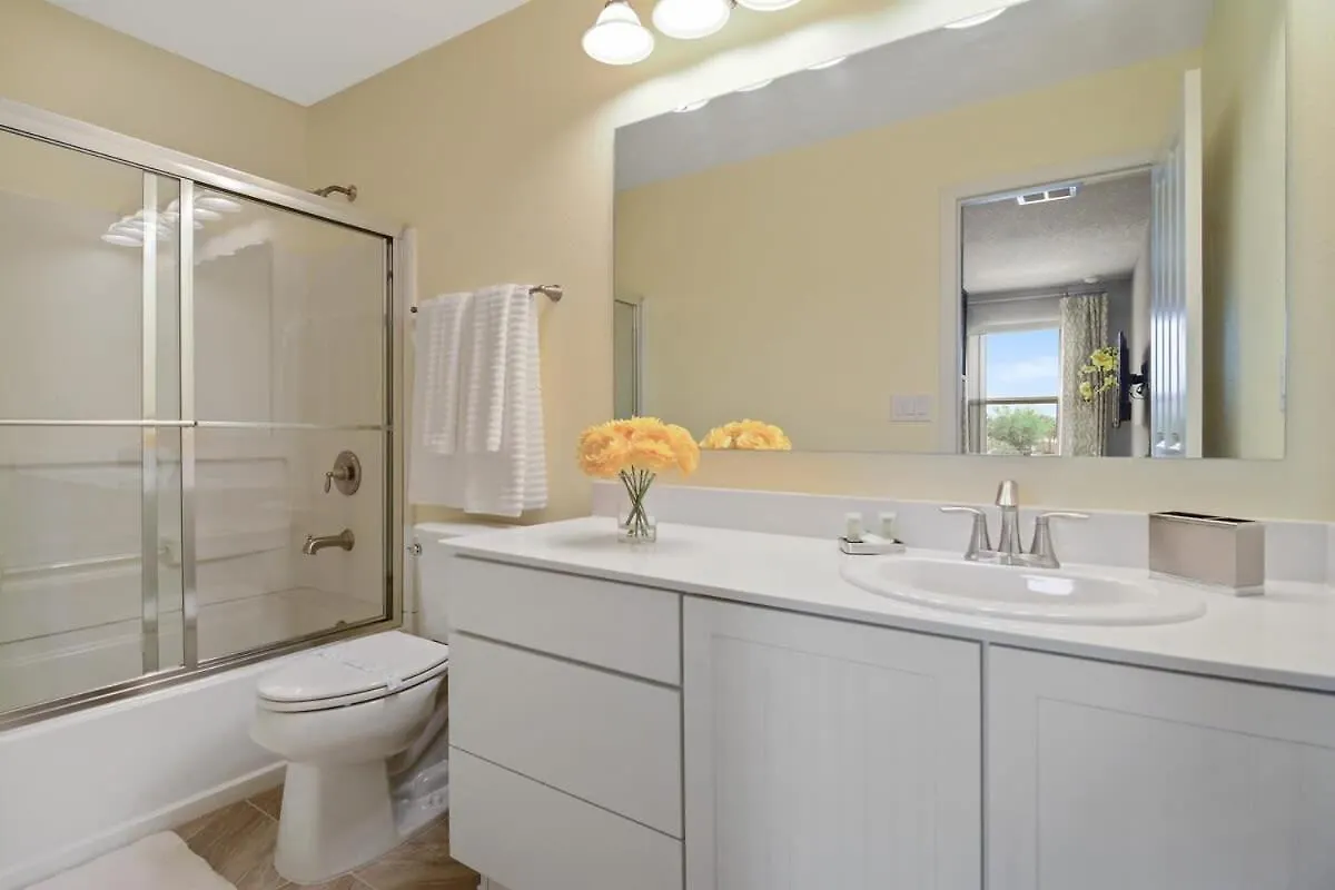 4bd Sleeps 9 W Jacuzzi Close To @ Compass Bay 5113c 펜션 키시미