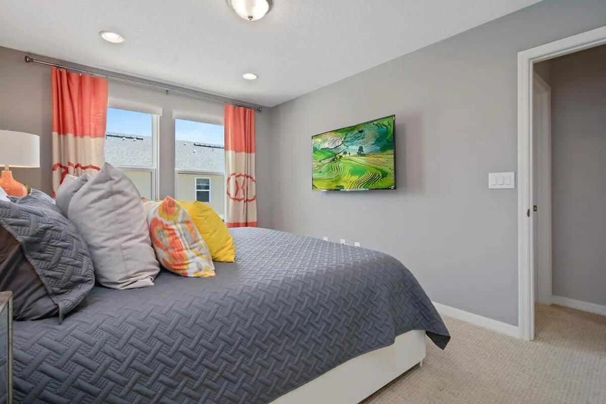 4bd Sleeps 9 W Jacuzzi Close To @ Compass Bay 5113c * 키시미