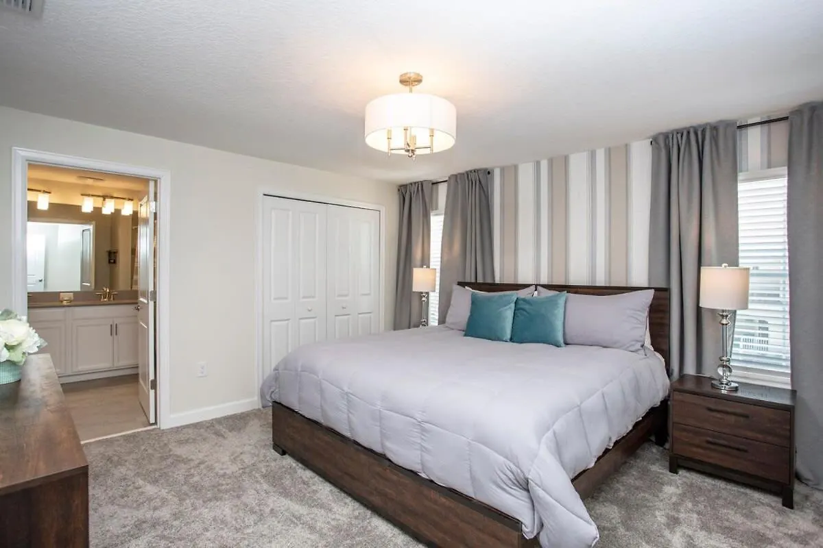 Luxurious 4bd W/ Pool 4983 Сasa de vacaciones Kissimmee