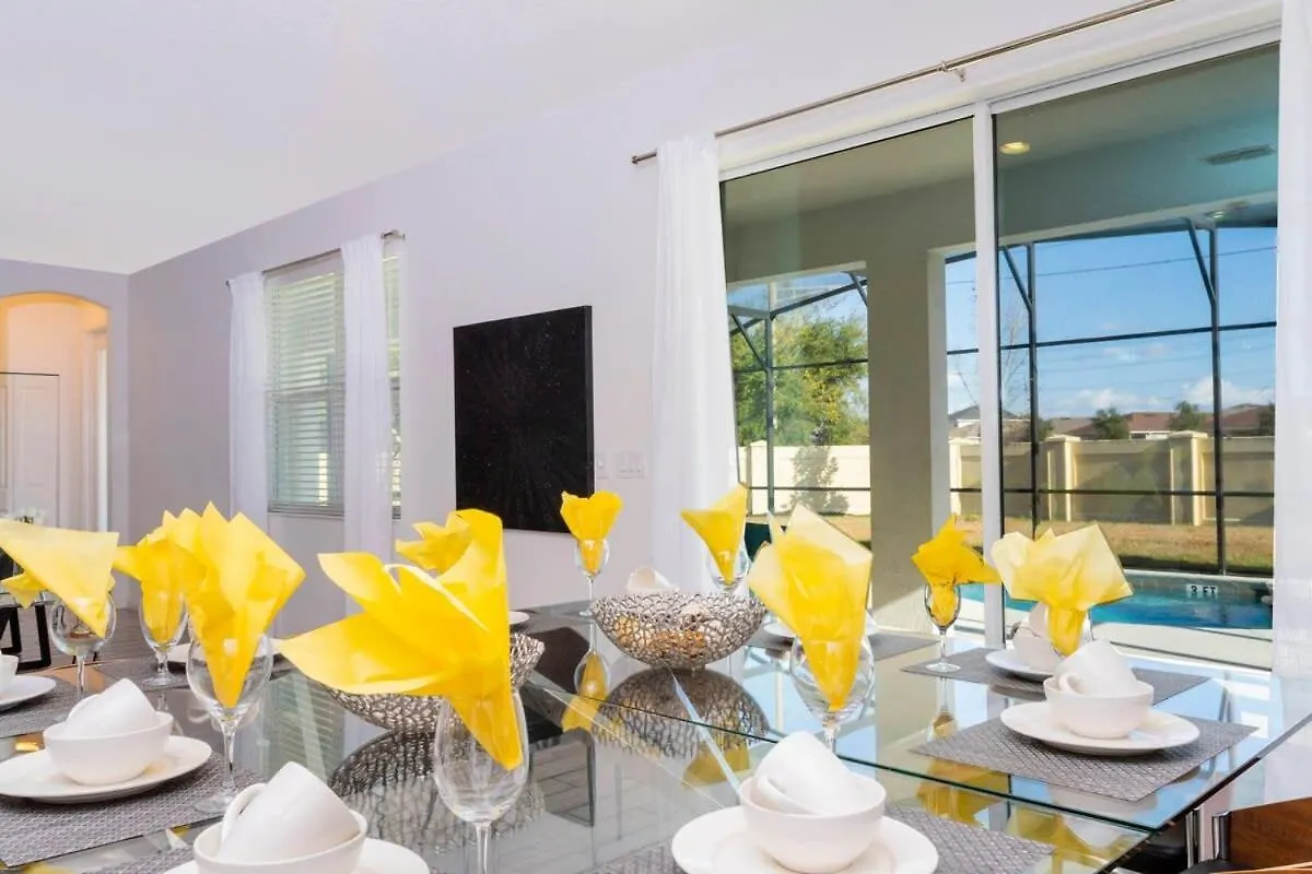 Holiday home Stunning 7 Bd Close To W/ Pool @ Sonoma 2639