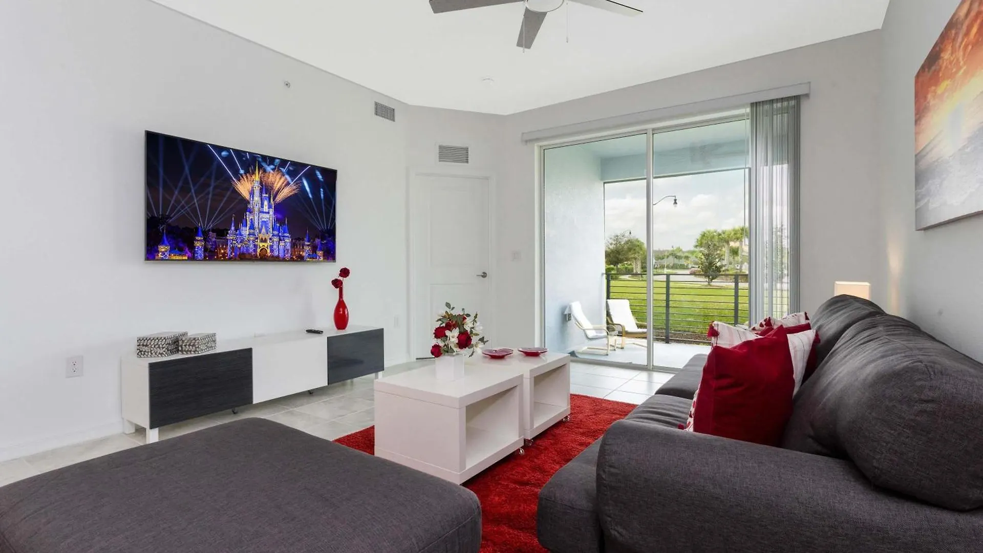 Gorgeous 3bd 8 Guests @storey Close To 101 3191 Holiday home