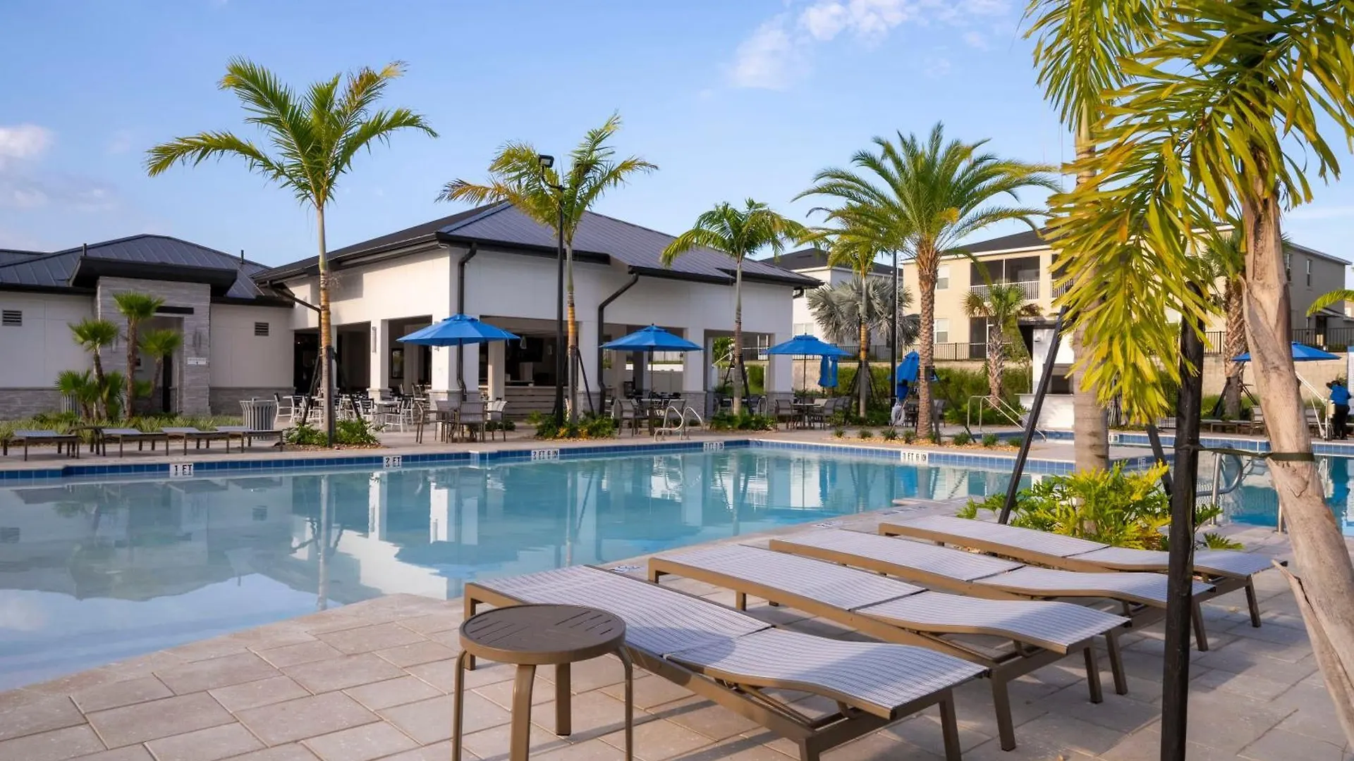 Stunning 4 Bd W/ Pool Close To @ Champions Gate 990 Kissimmee