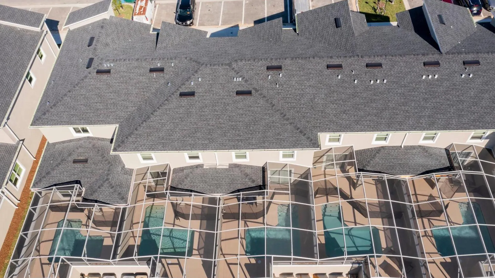 Stunning 4 Bd W/ Pool Close To @ Champions Gate 990