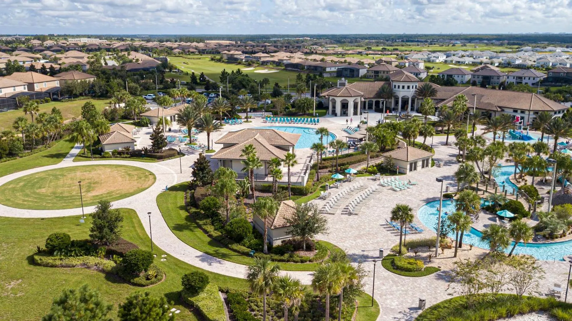 Stunning 4 Bd W/ Pool Close To @ Champions Gate 990 Holiday home