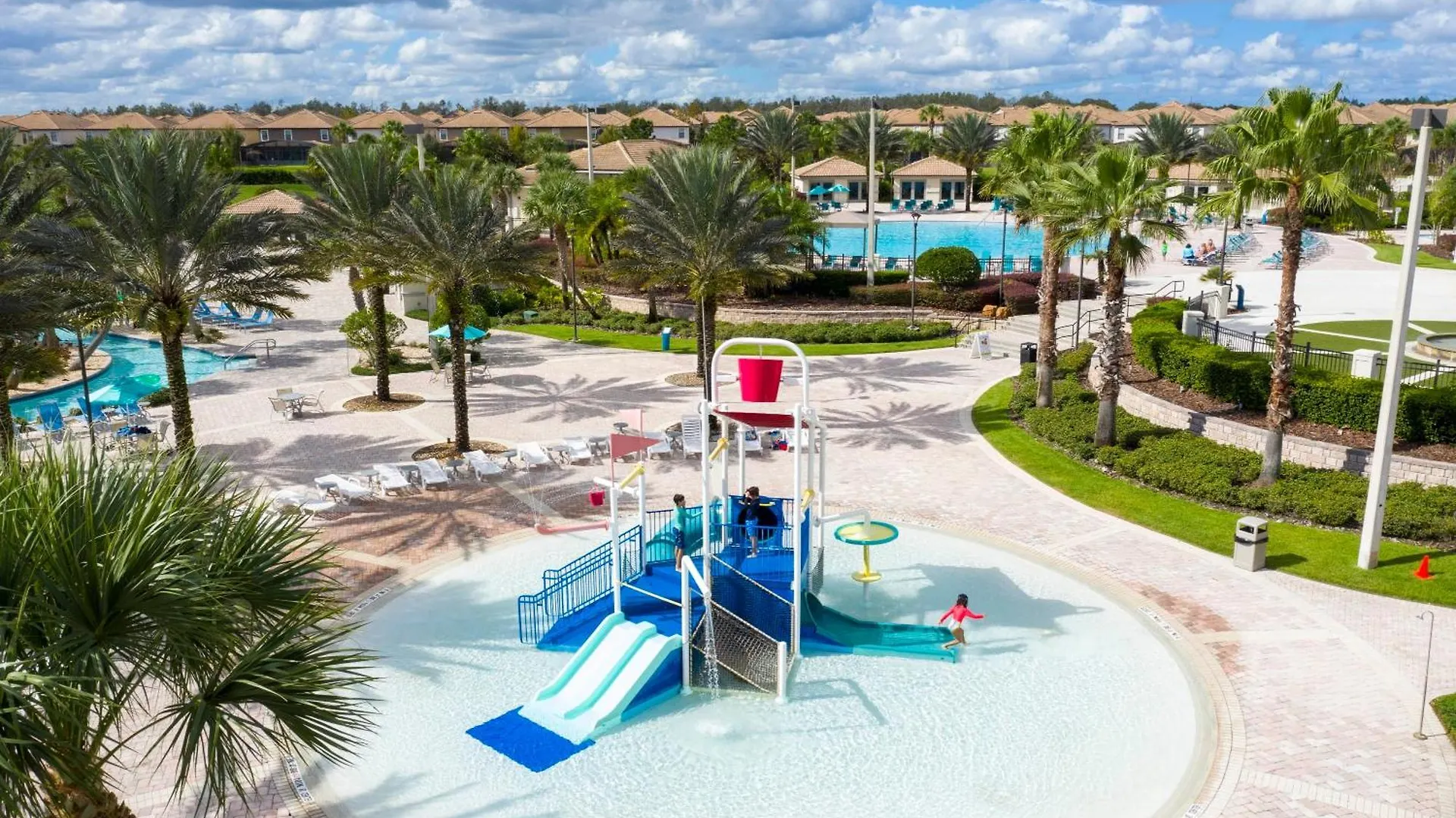 Stunning 4 Bd W/ Pool Close To @ Champions Gate 990 Kissimmee