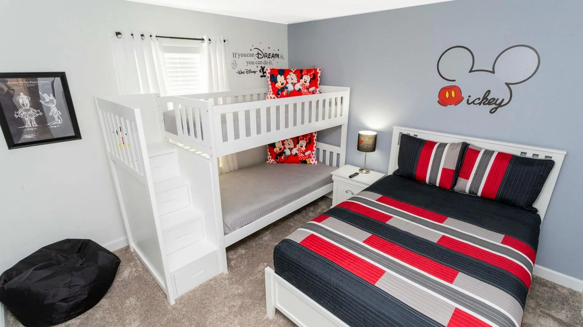Stunning 4 Bd W/ Pool Close To @ Champions Gate 990
