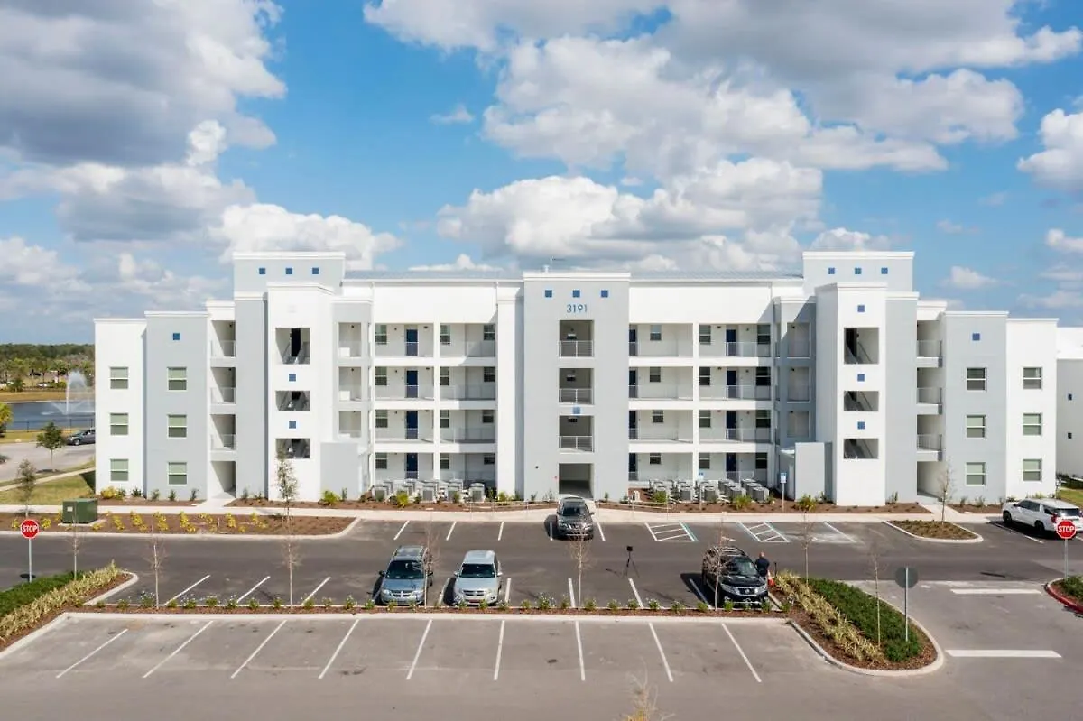 Stunning 2 Bedroom Close To 304 3191