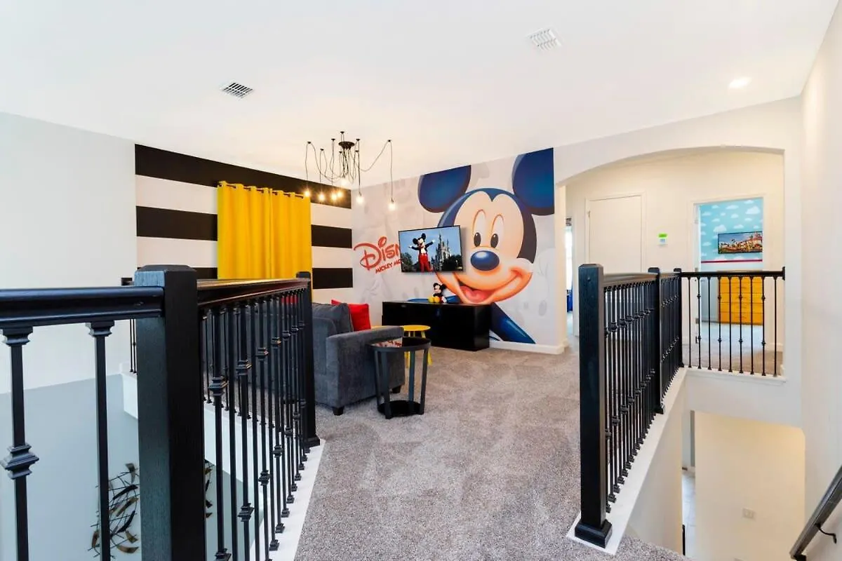 Stunning Family Friendly 5 Bd W/ Pool Close To @ Storey 4242 Дом отдыха
