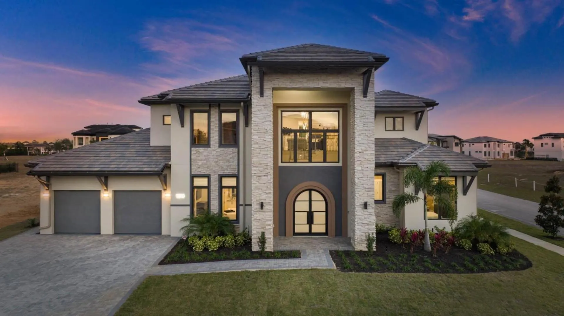 The Regal Manor-tt486