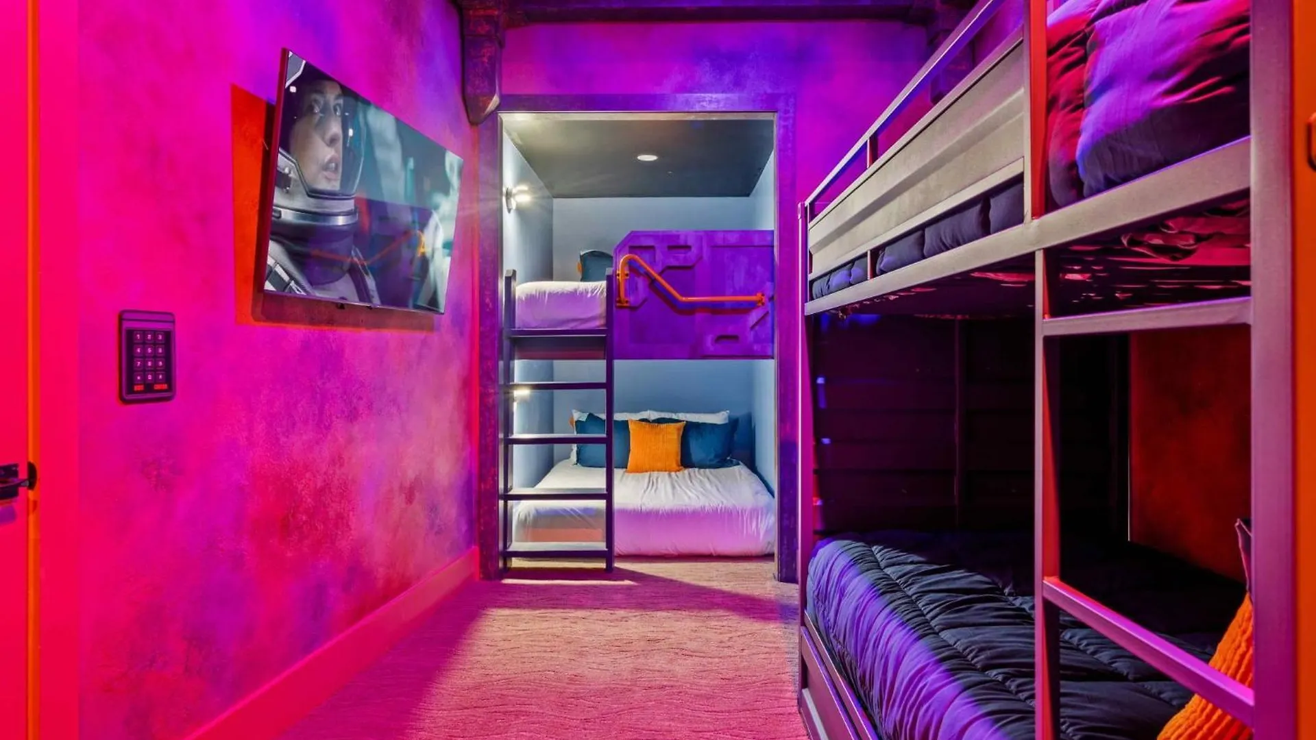Morlando Space Mansion-tt469 *