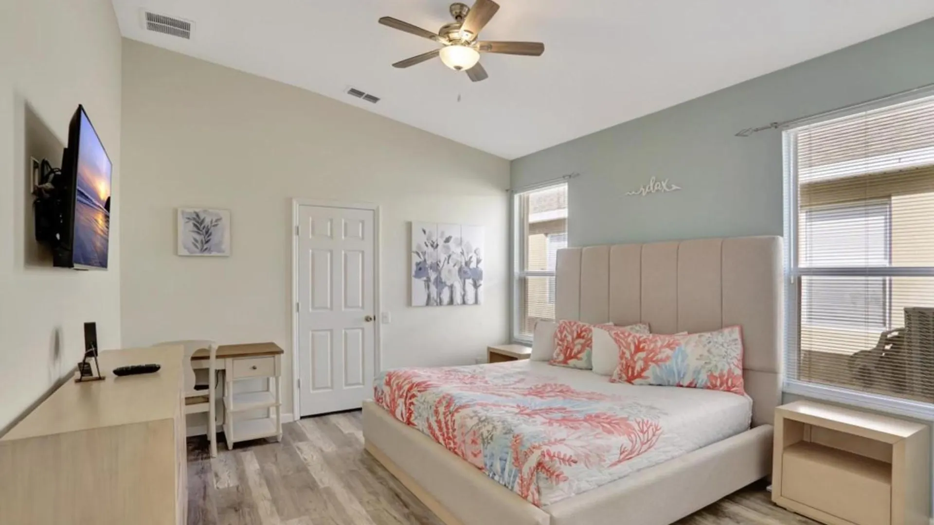 Luxury Pool 3 Miles From & More! Villa Kissimmee