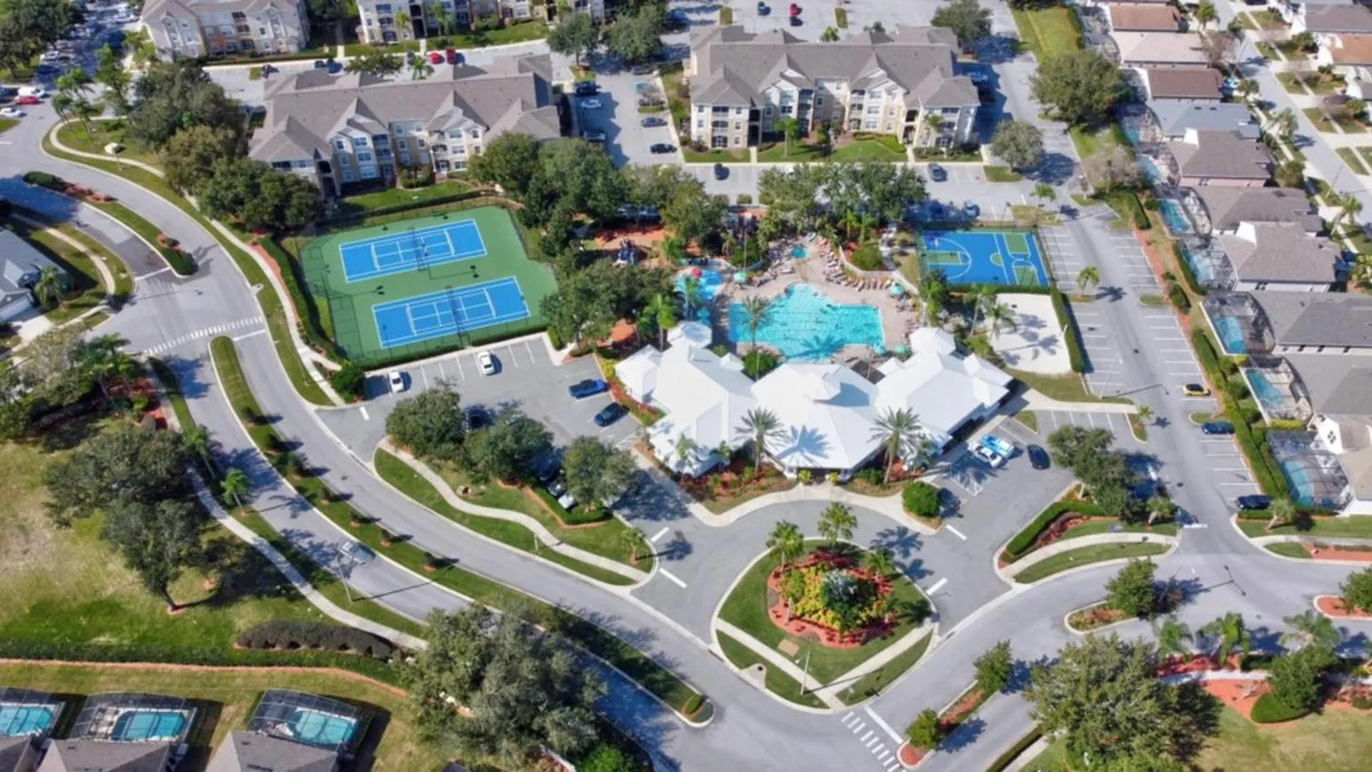 Luxury Pool 3 Miles From & More! * Kissimmee