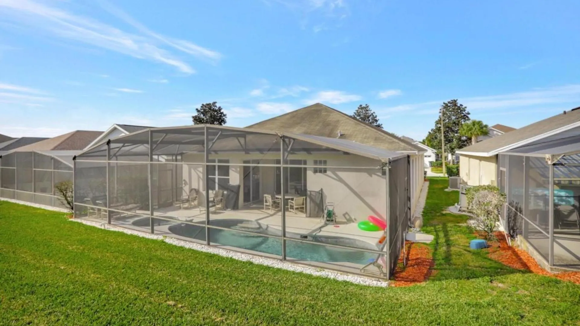 Luxury Pool 3 Miles From & More!