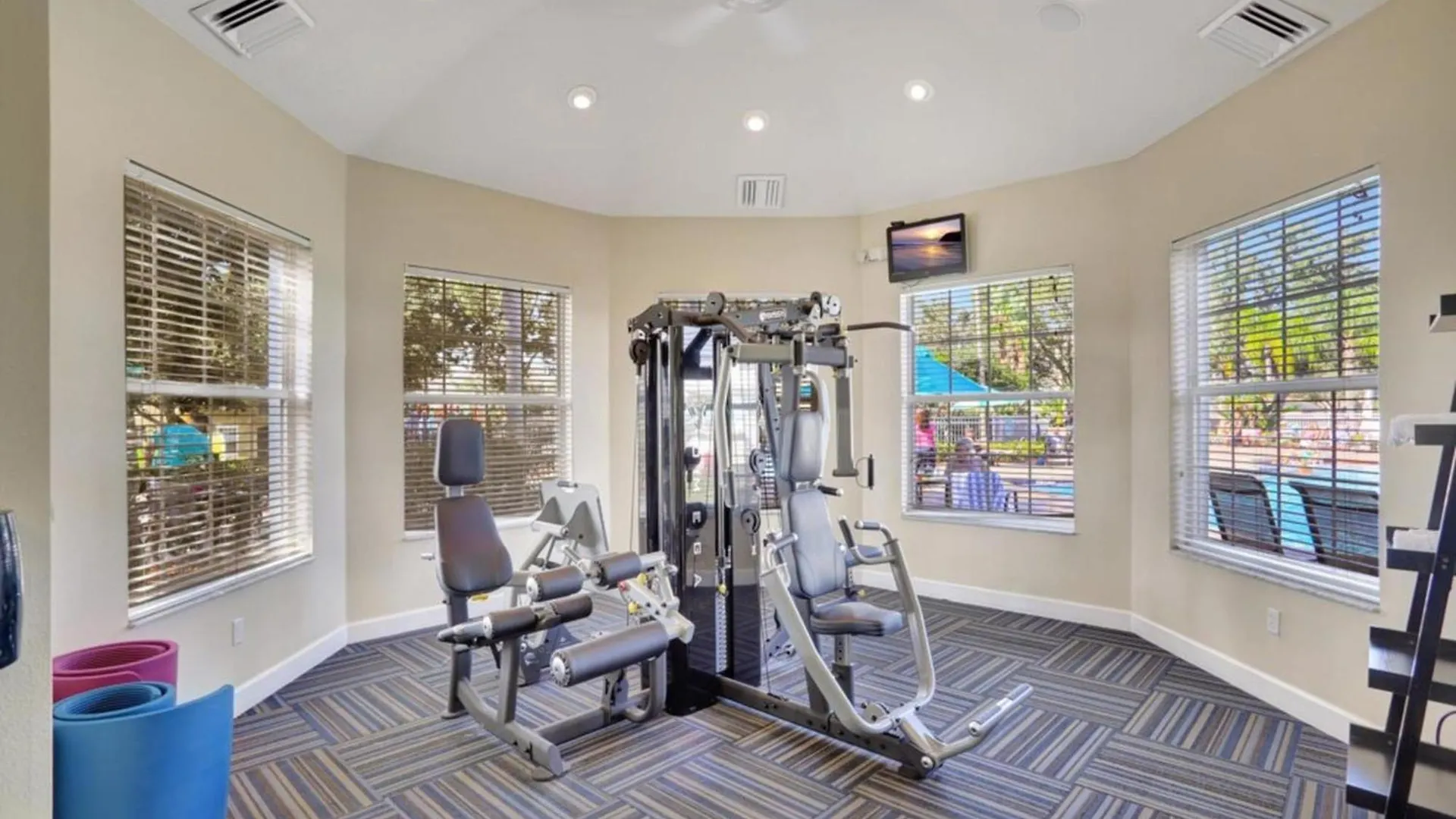 Luxury Pool 3 Miles From & More! *