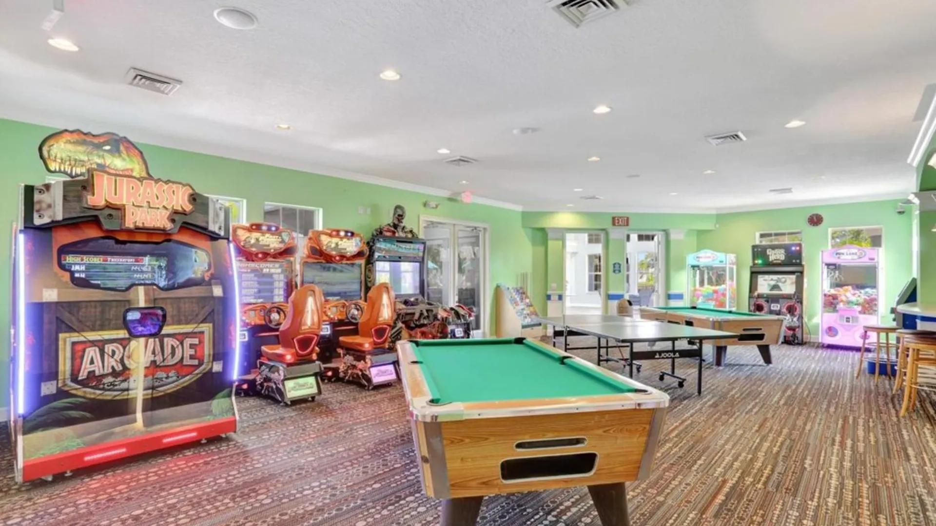 Luxury Pool 3 Miles From & More! Villa *
