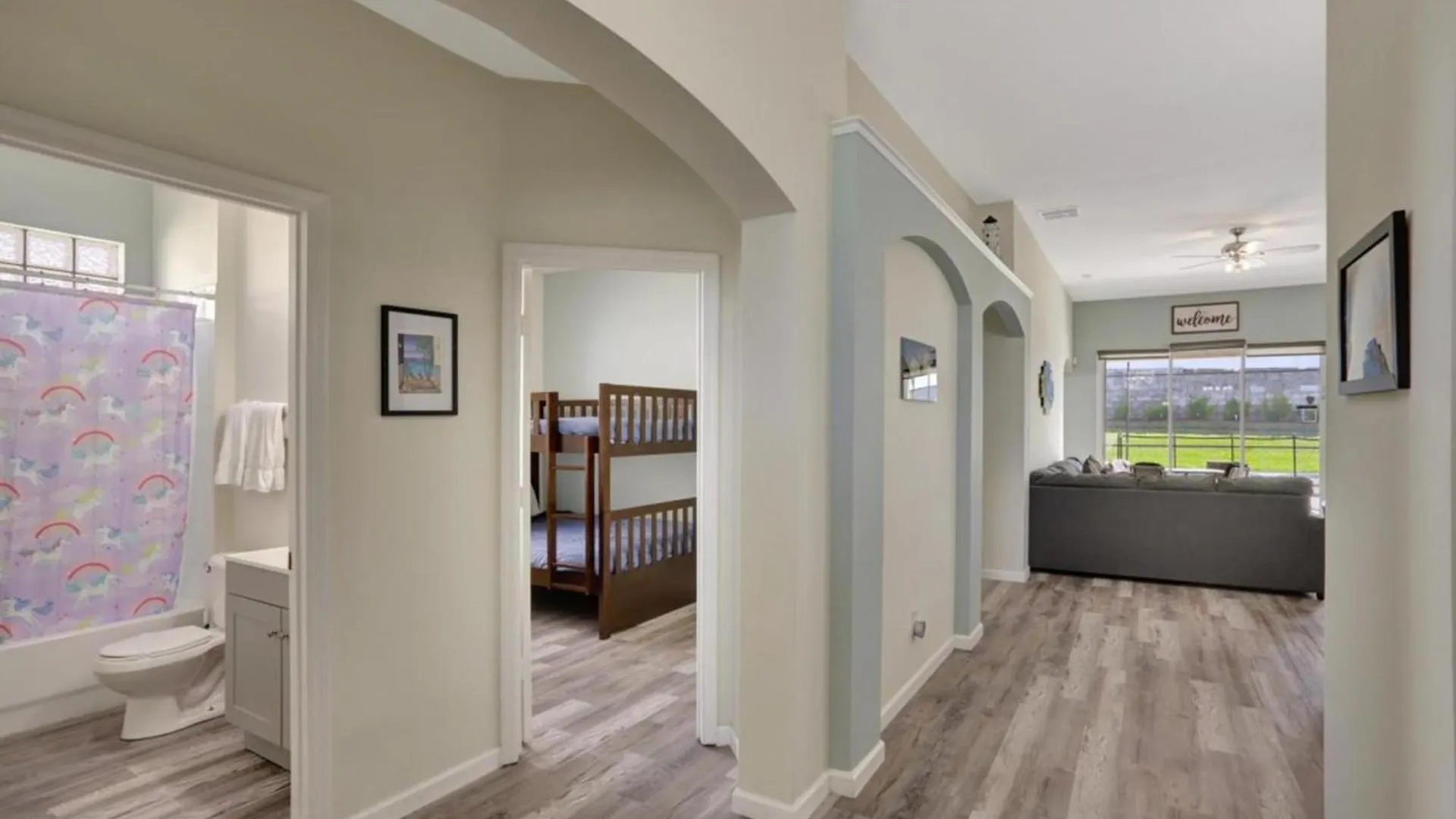 Villa Luxury Pool 3 Miles From & More!