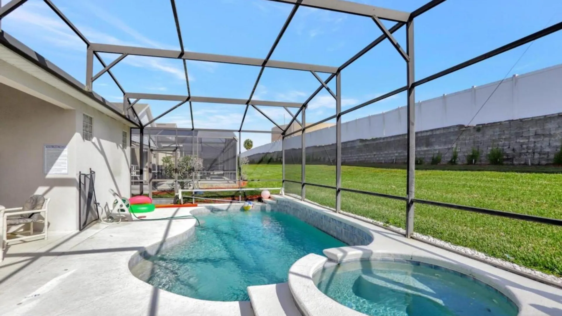 Luxury Pool 3 Miles From & More! *