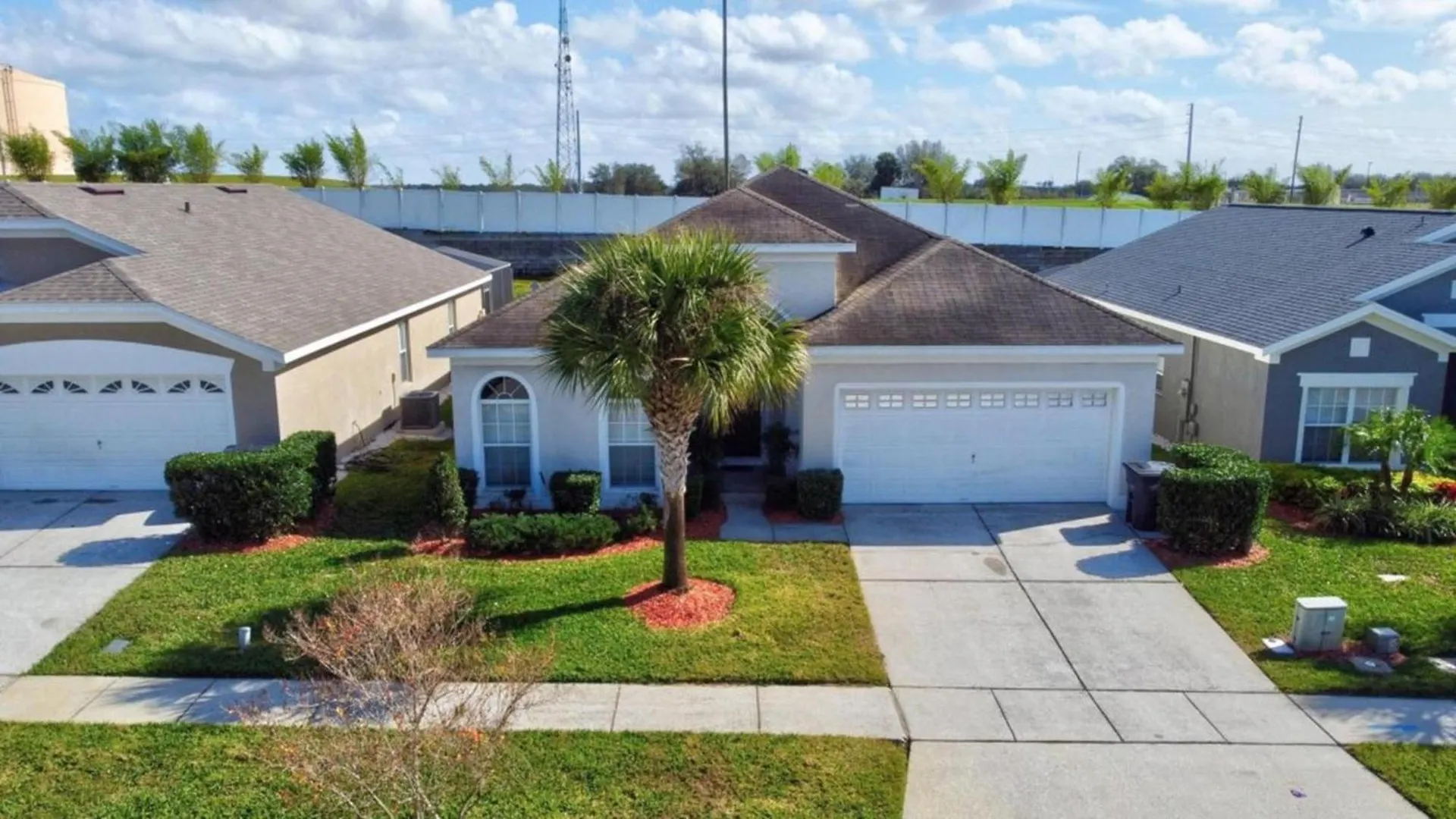 Luxury Pool 3 Miles From & More!