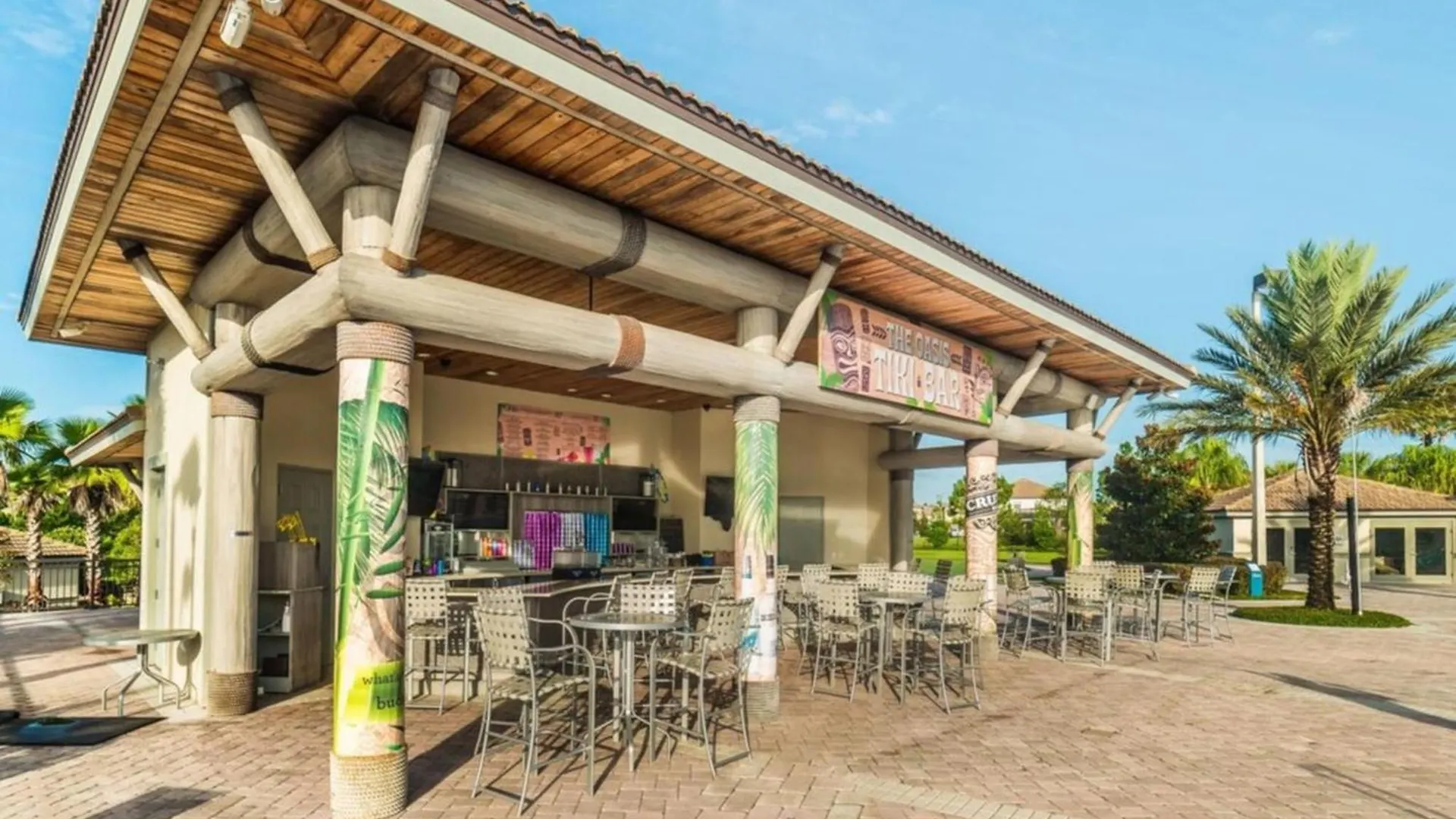 Luxury 5br Near | Pool & Golf Retreat