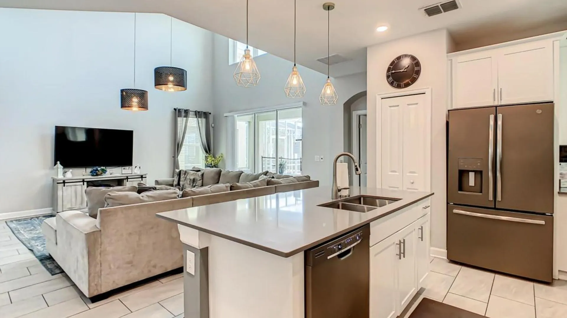 Villa Luxury 5br Near | Pool & Golf Retreat Kissimmee