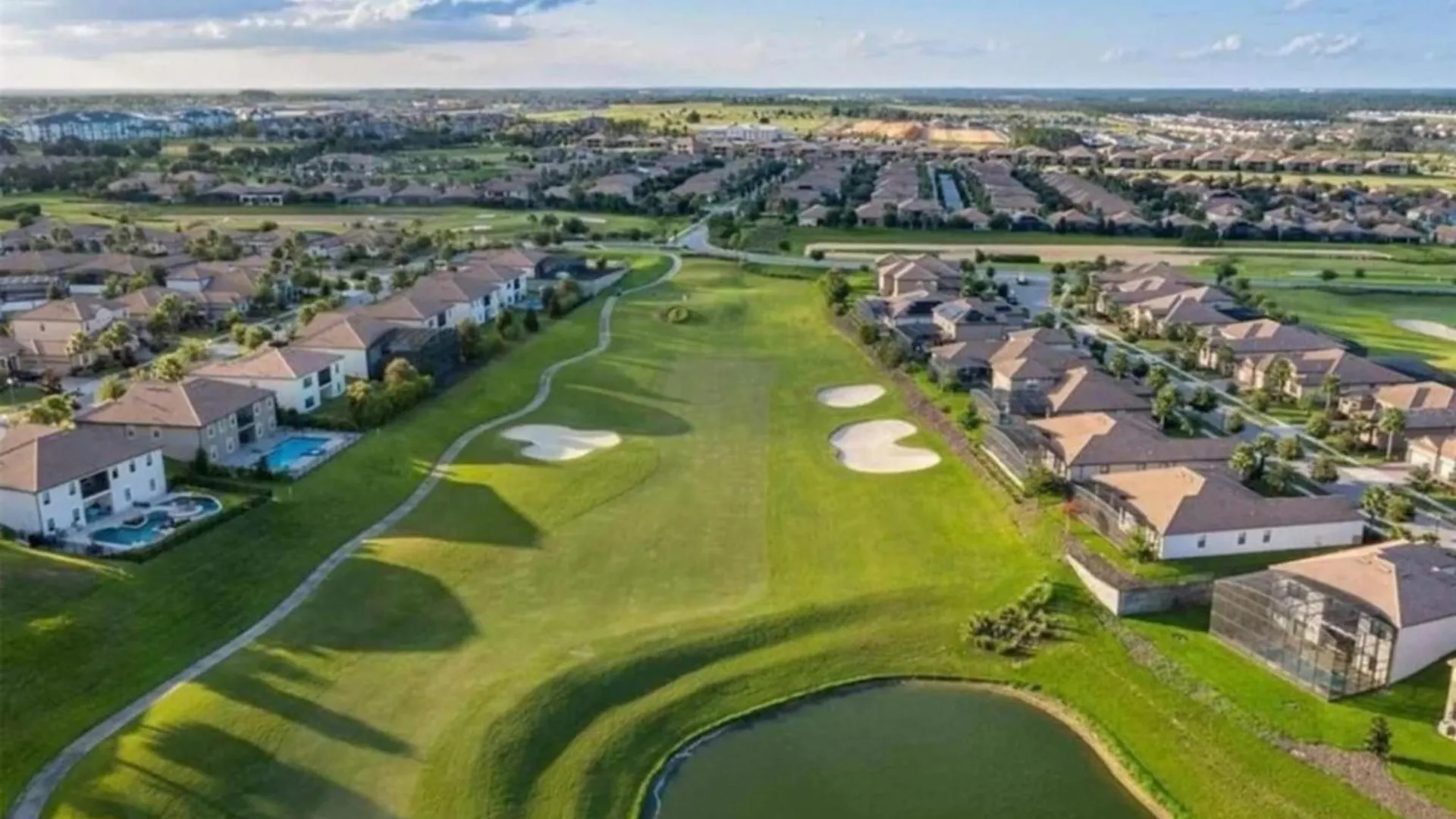 Luxury 5br Near | Pool & Golf Retreat