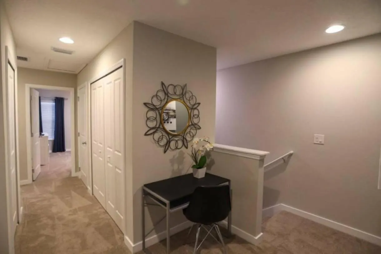 Holiday home Prime Location 4bd Townhome With Pool And Grill *